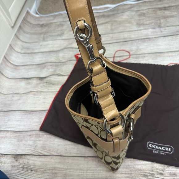 Coach Signature Canvas and Leather Soho 3574 shoulder purse - Picture 12 of 15
